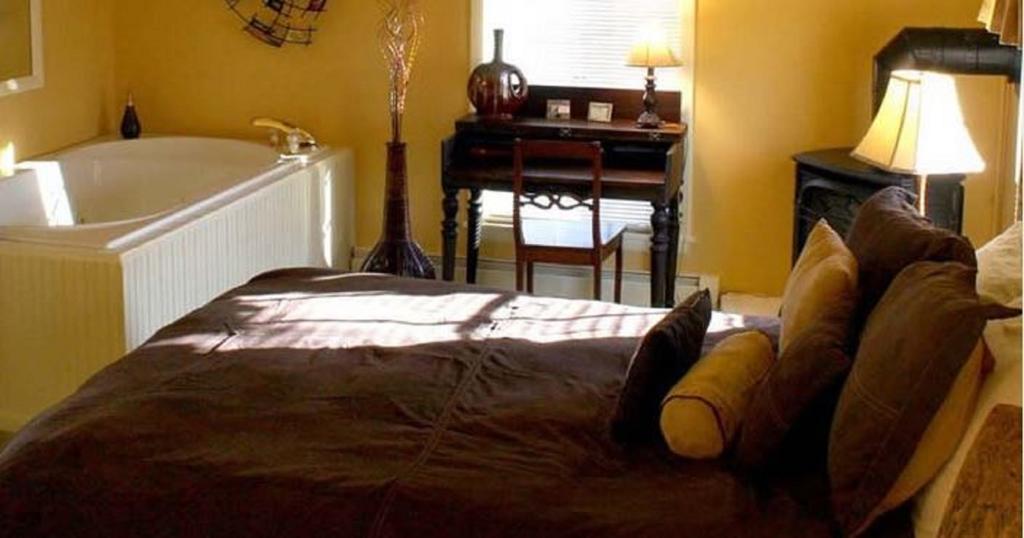 Munro House Bed And Breakfast Jonesville 部屋 写真