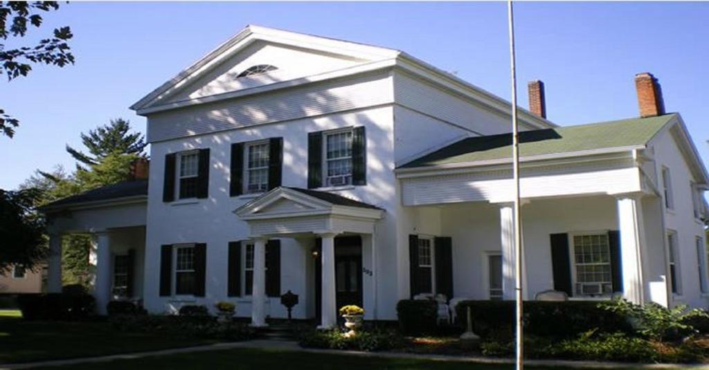 Munro House Bed And Breakfast Jonesville エクステリア 写真