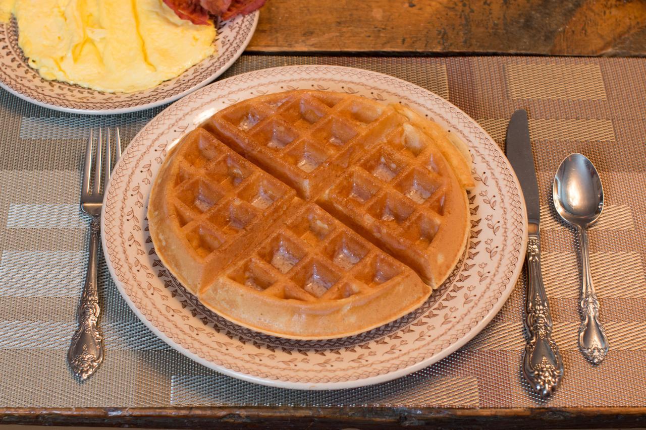 Munro House Bed And Breakfast Jonesville エクステリア 写真